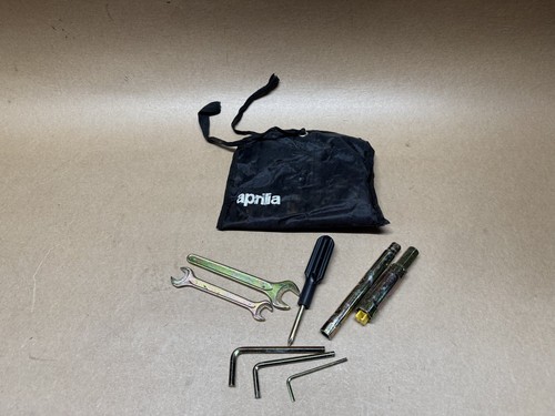 Aprilia rsv 1000 2004 2010 - aprilia, kit