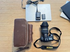 Nikon D90 con obiettivo 17-50