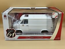 1/18 Chevrolet G-Series Van