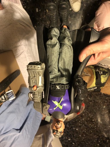 Dottor action man - x,