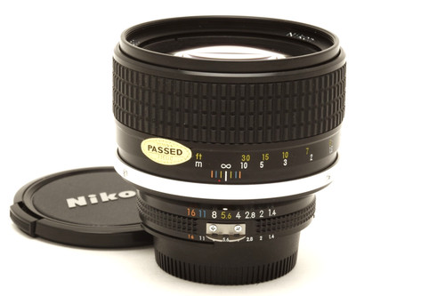 Nikon nikkor 4 - 85, 1.4