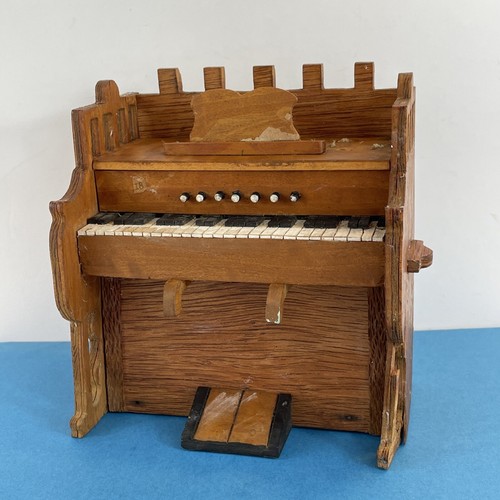 Antico pianoforte casa - , delle