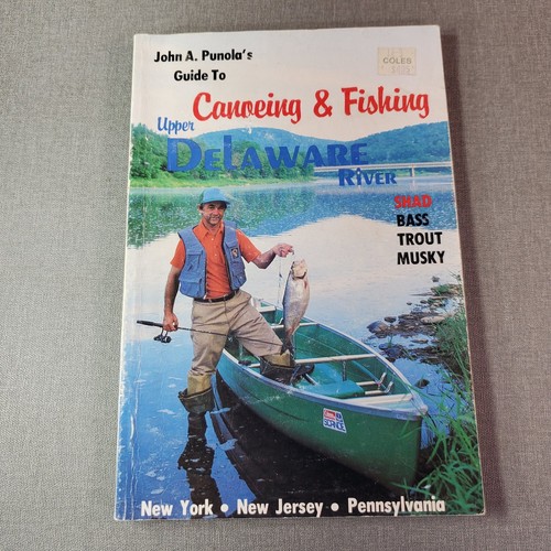 Guide canoeing fishing - canoeing,