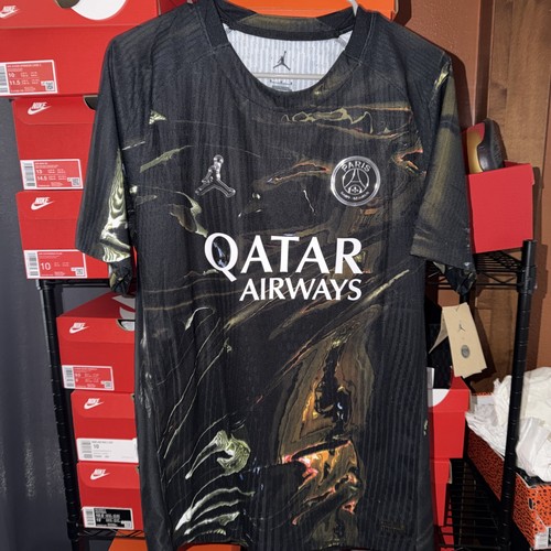 Size nike paris - size, m