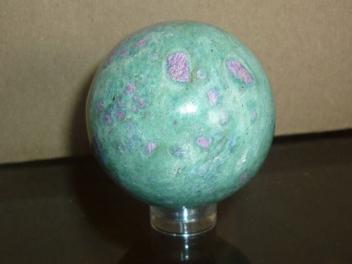 Sfera rubino zoisite - sfera, in