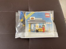 Lego Vintage Bar