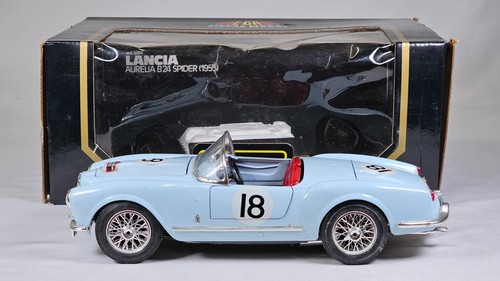 Bburago lancia aurelia b24 - bburago,