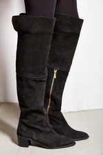 Report signature shoes - report,