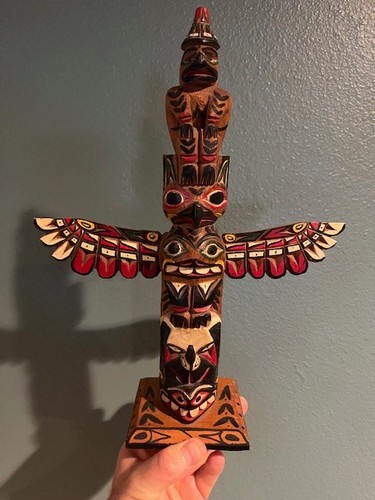 Ray williams thunderbird totem - williams,