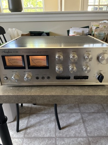 Accuphase 202 integrated - accuphase, e-202