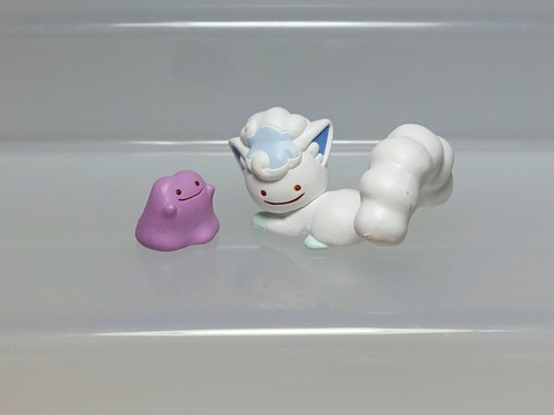 Figurina pokemon center 2018 - figurina,