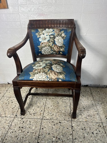 Poltrona con braccioli - 1,