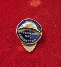 Associazione nazionale COMBATTENTI ITALIANI WWI WWII spilla elmetto bavero