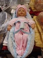 Bambola con culla Vintage in