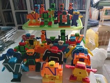 TRASNSFORMERS LETTERE ROBOTS