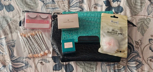 Set makeup pochette piquadro - makeup,