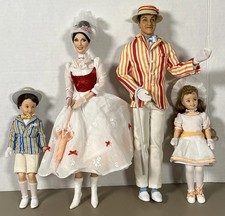 Bambole Mary Poppins set completo Disney Barbie etichetta rosa Bert Mary Jane Michael