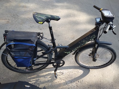 Bicicletta pedalata - a,