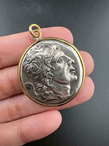 Ciondolo moneta argento - , stile