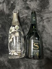 Bottiglia vuota di champagne