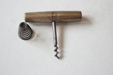 antico cavatappi e viti