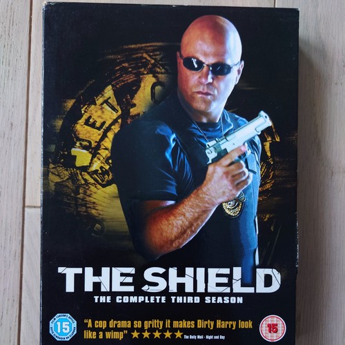 The shield series - shield, 3