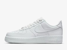NIKE AIR FORCE 1 '07 SNEAKERS