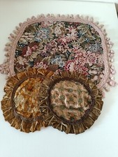 Lotto 3 vecchi centrini in tessuto damascato