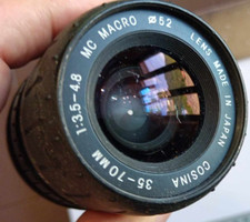 COSINA  con GRAFFIETTO  35 - 70 mm _ f = 1 : 3.5 - 4.8  MC - MACRO_INNESTO 52 mm