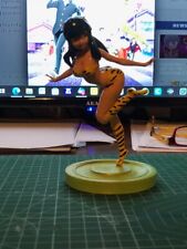 Lamù "Urusei Yatsura"  Cm 14 in resina  con base
