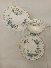 Tazza, piattino e piatto da