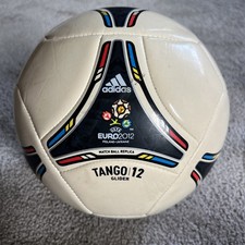 ADIDAS Tango 12 Match Ball