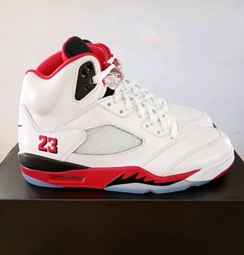 Nike air jordan retro - 5,