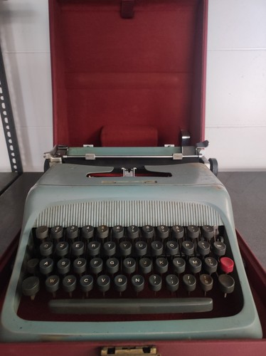 Olivetti lettera vintage - 22,