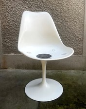 Chaise tulipe par - , eero