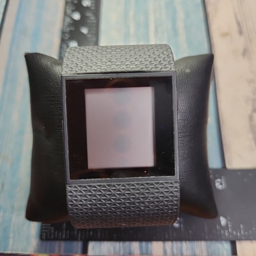 Fitbit surge wristband - fitbit,