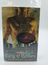 City of Bones (The Mortal