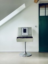 Vintage White Rosita Commander