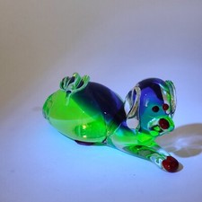 Statuina di cane in vetro sommerso all'uranio con etichetta - Murano (cod. 1008)
