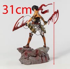 Action figure attack titan - figure, on
