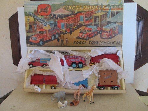 Corgi toys gift set - corgi,