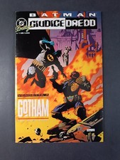 Fumetto BATMAN GIUDICE DREDD