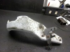 Supporto Motore Inferiore Opel Vectra 1.8 Caravan B 85 KW 115 CV Station Wagon