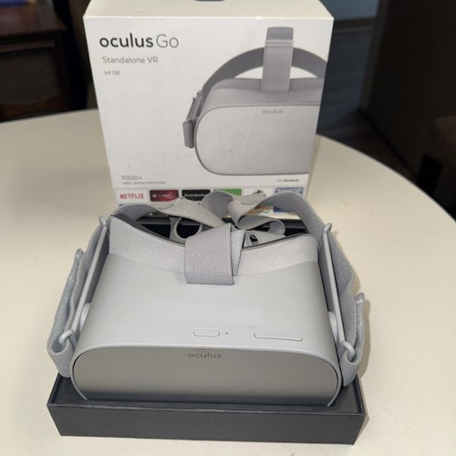 Oculus 64gb standalone - oculus,