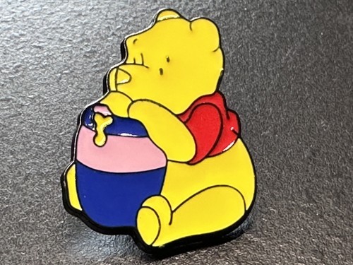 Winnie the pooh - pooh, pin