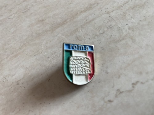 Rarissima spilla pins bandiera