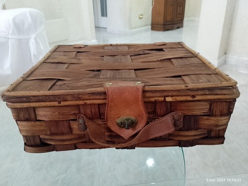 Antica scatola valigia legno