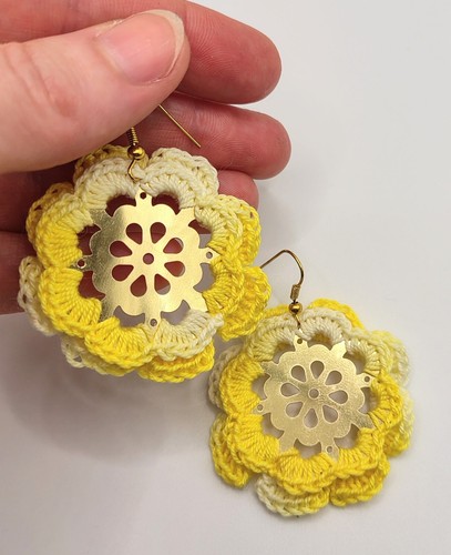 Orecchini fiore giallo - -,