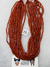 Filo di perle di corallo