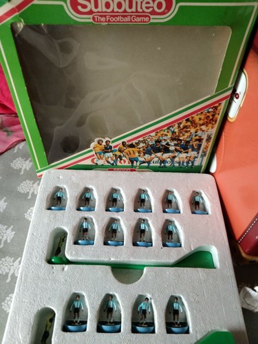 Subbuteo 66000 world cup - subbuteo, squad